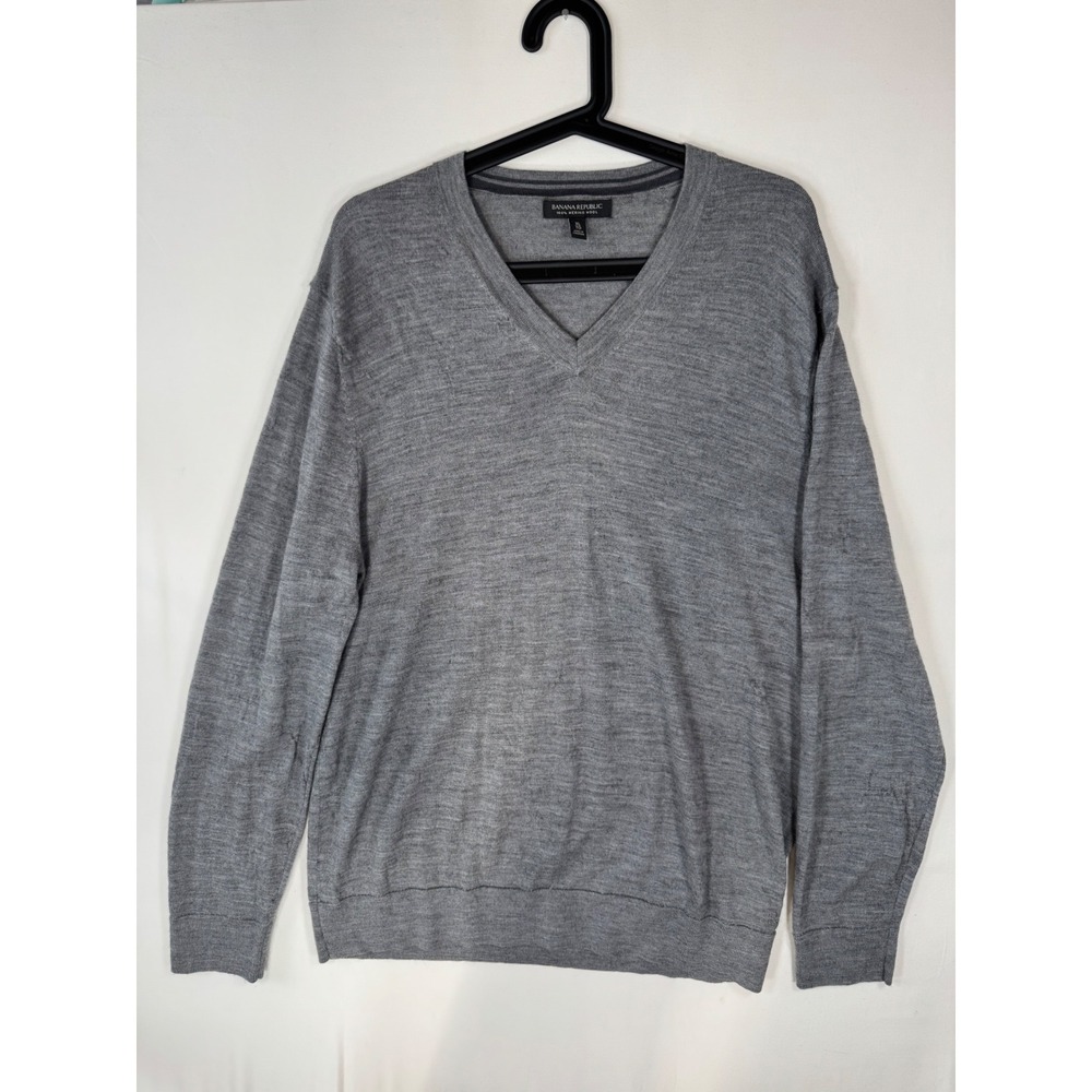 Banana Republic V-Neck Sweater 100% Merino Wool Gray XL Business Casual Preppy